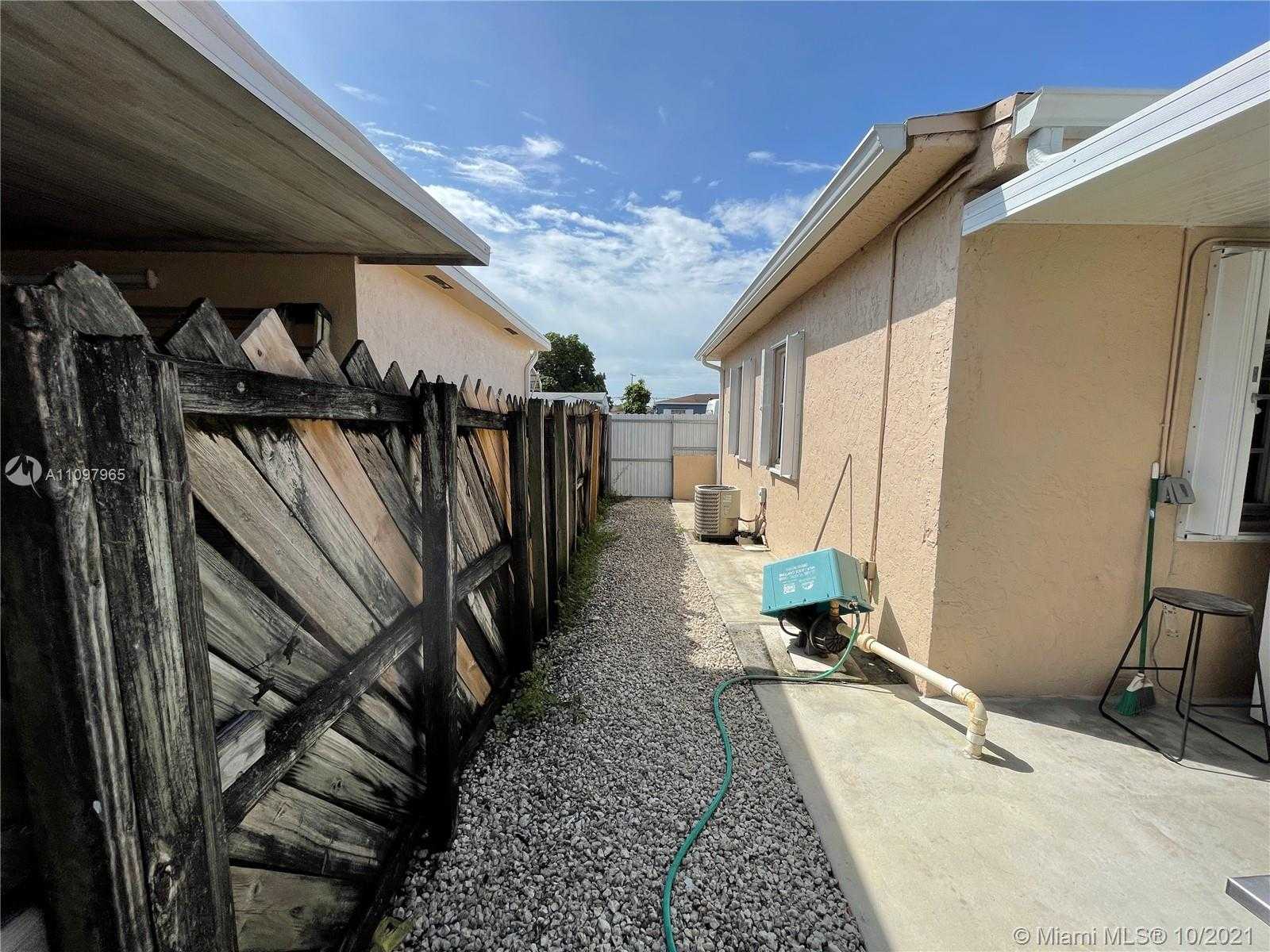 Small Image of 317 EAST 20TH ST, Hialeah Number 25
