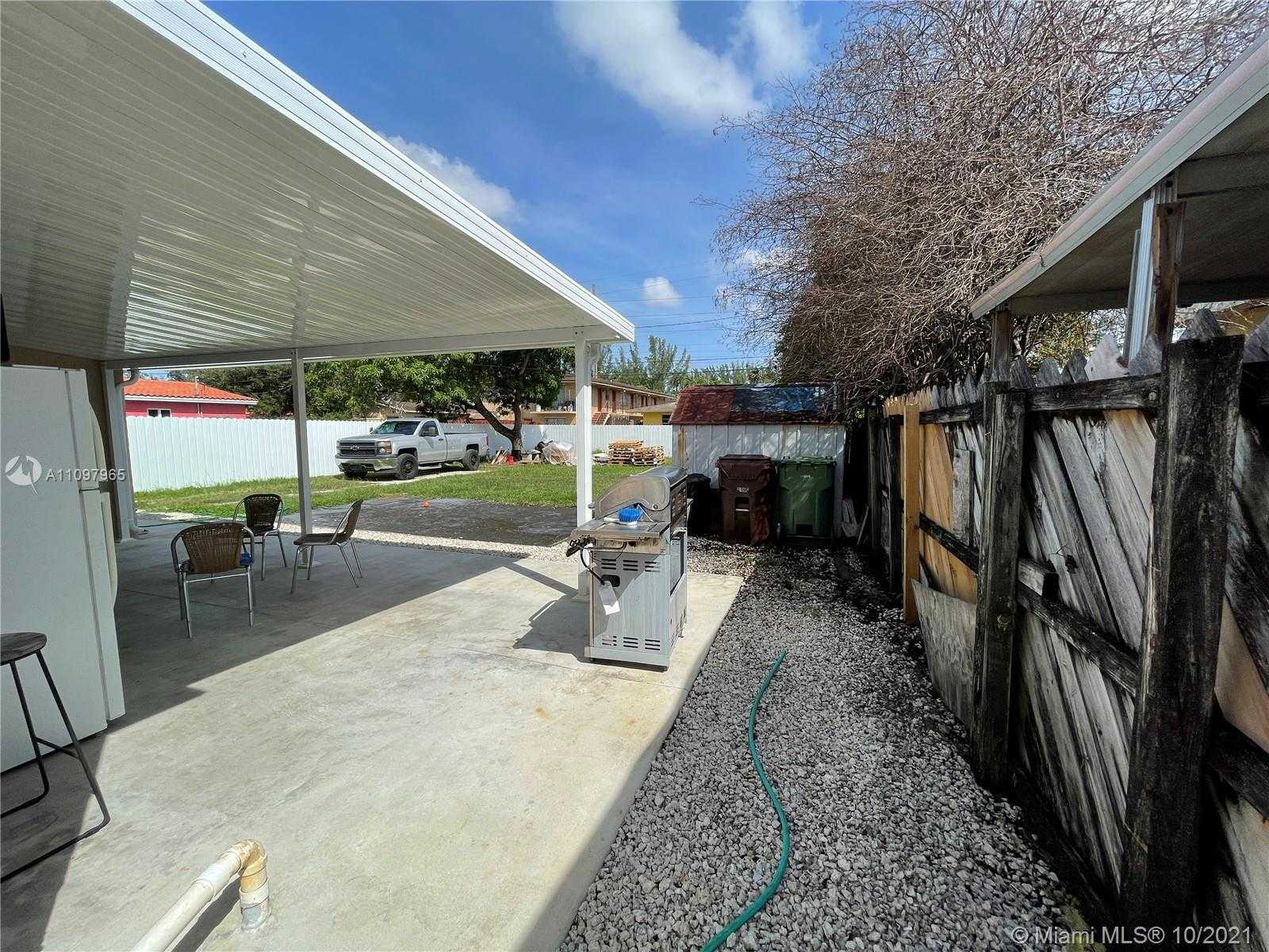 Small Image of 317 EAST 20TH ST, Hialeah Number 26