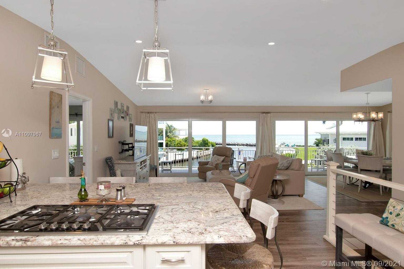Small Image of 161 CANAL ST, Tavernier Number 32