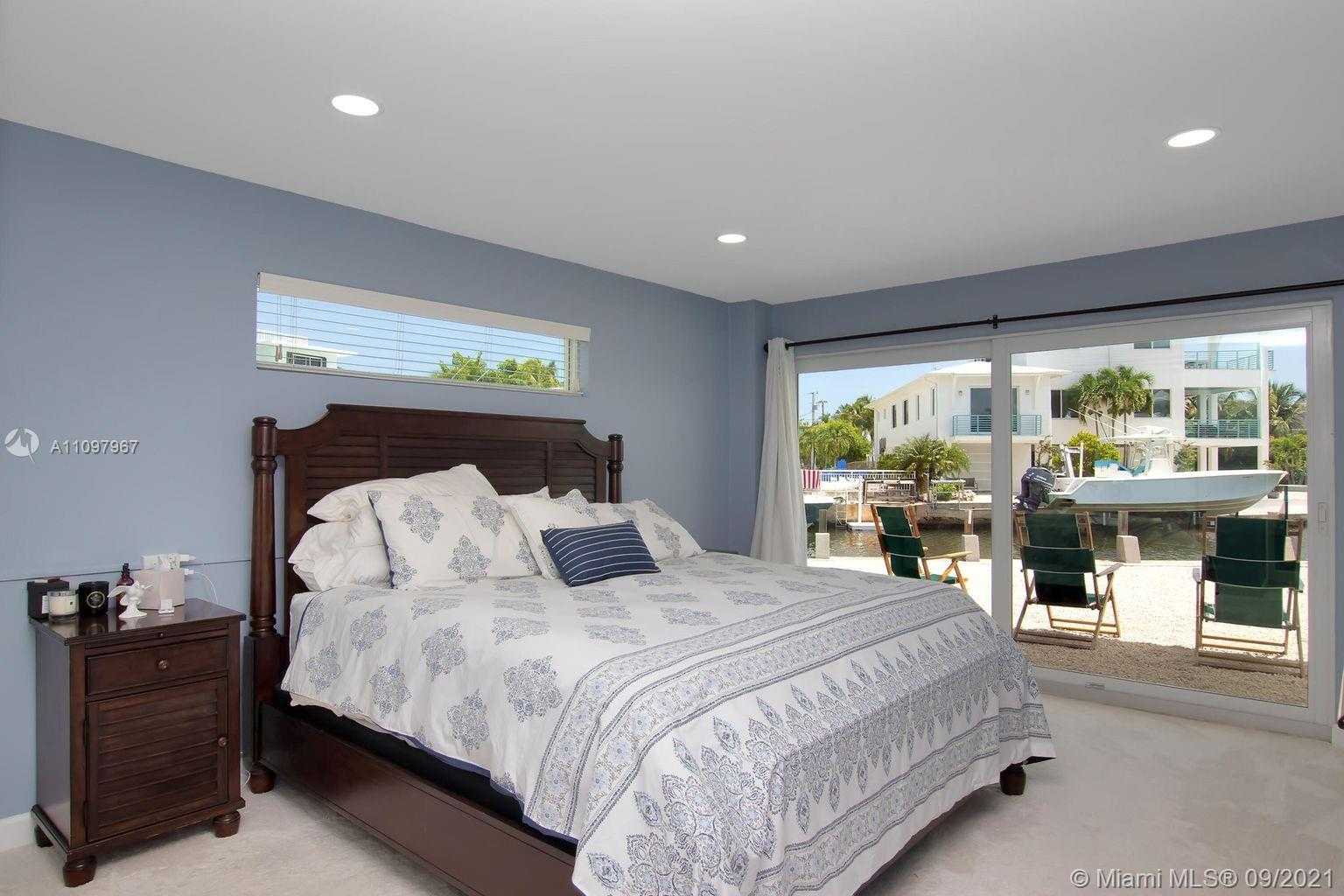 Small Image of 161 CANAL ST, Tavernier Number 45