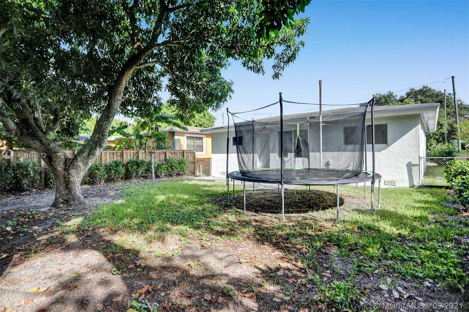Small Image of 236 NORTH WEST 42ND ST, Miami Number 28