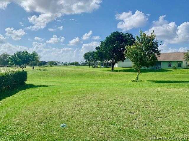 Small Image of 3881 DAFILEE, West Palm Beach Number 23