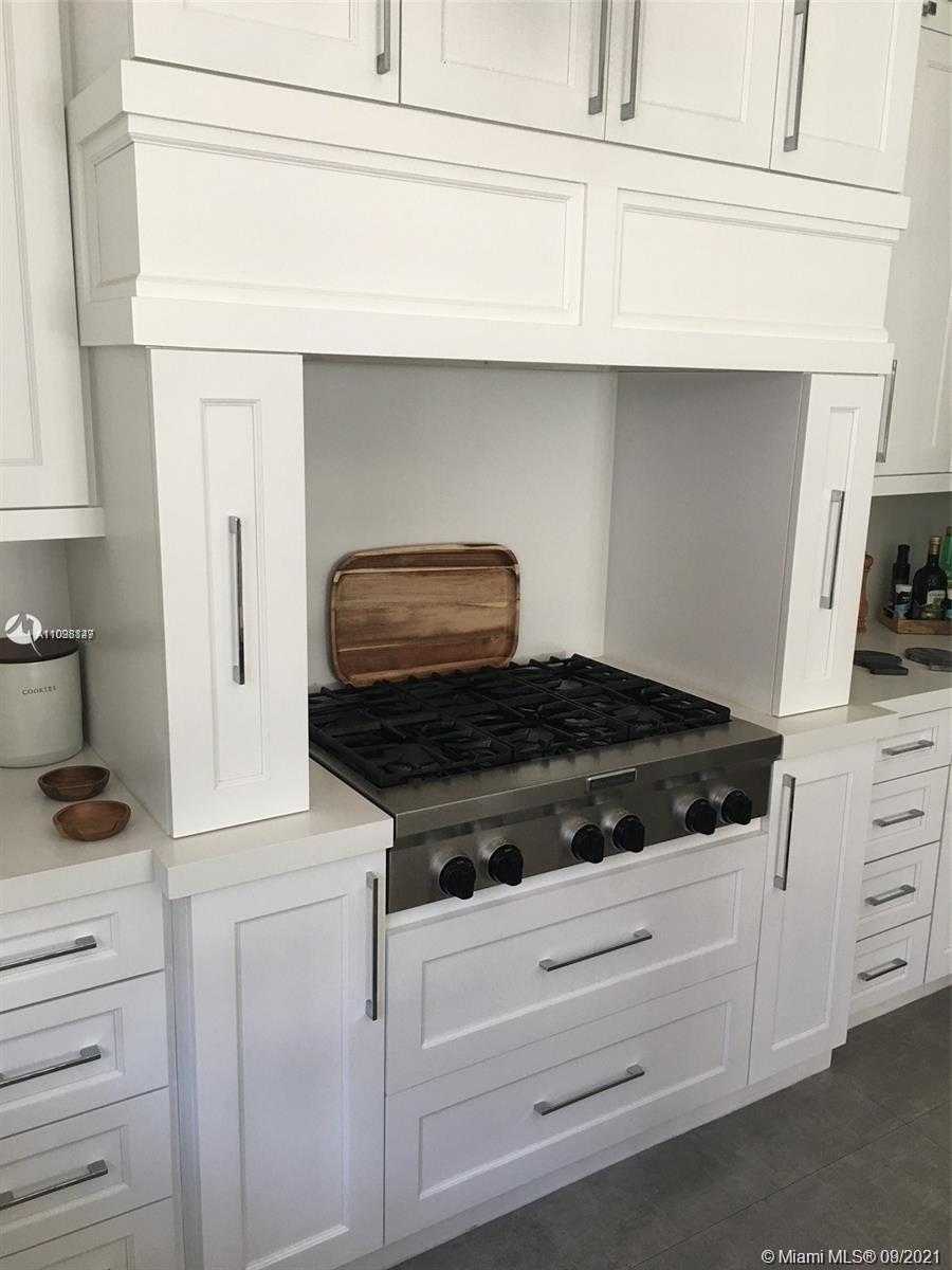 Small Image of 9283 SOUTH WEST 106 ST, Miami Number 10