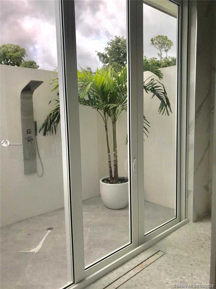 Small Image of 9283 SOUTH WEST 106 ST, Miami Number 15