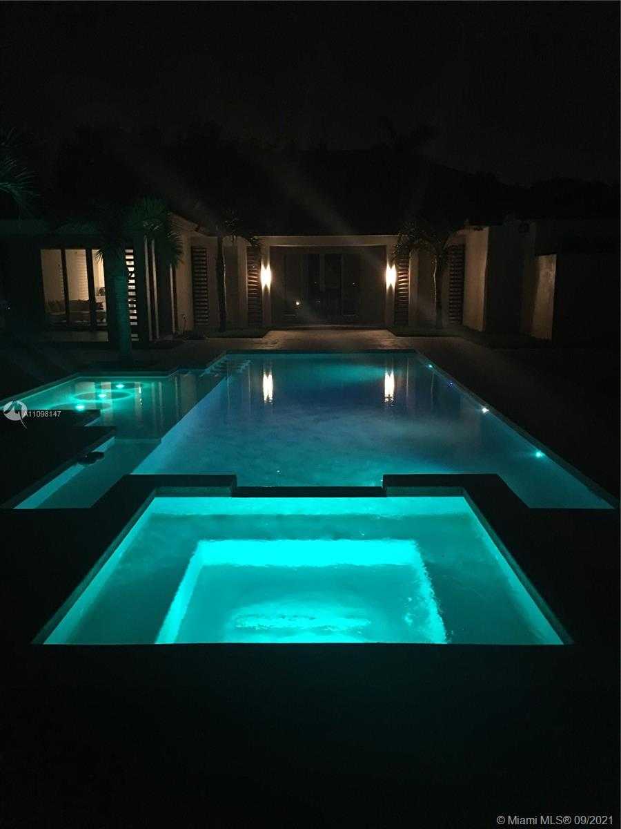 Small Image of 9283 SOUTH WEST 106 ST, Miami Number 17