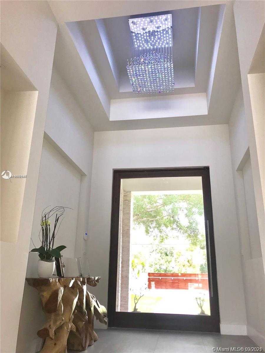 Small Image of 9283 SOUTH WEST 106 ST, Miami Number 7