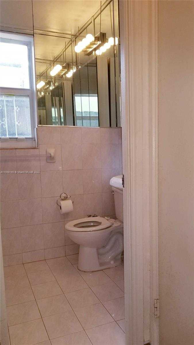 Small Image of 1536 71ST ST, Miami Beach Number 31
