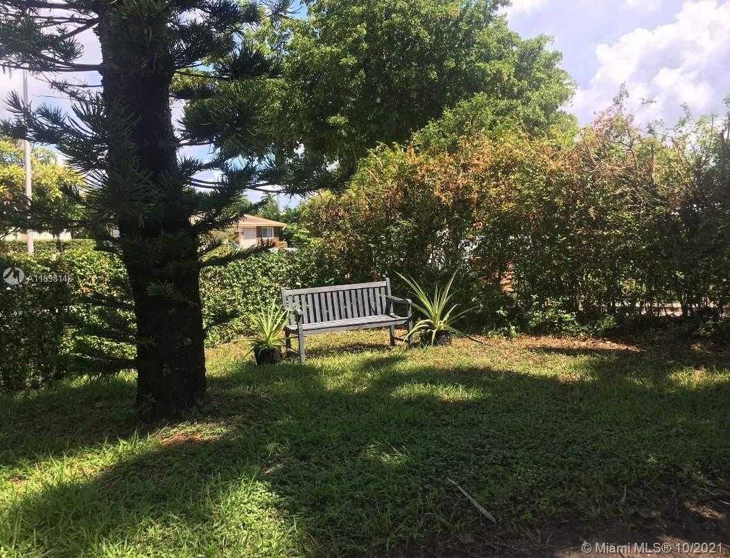Small Image of 1536 71ST ST, Miami Beach Number 32
