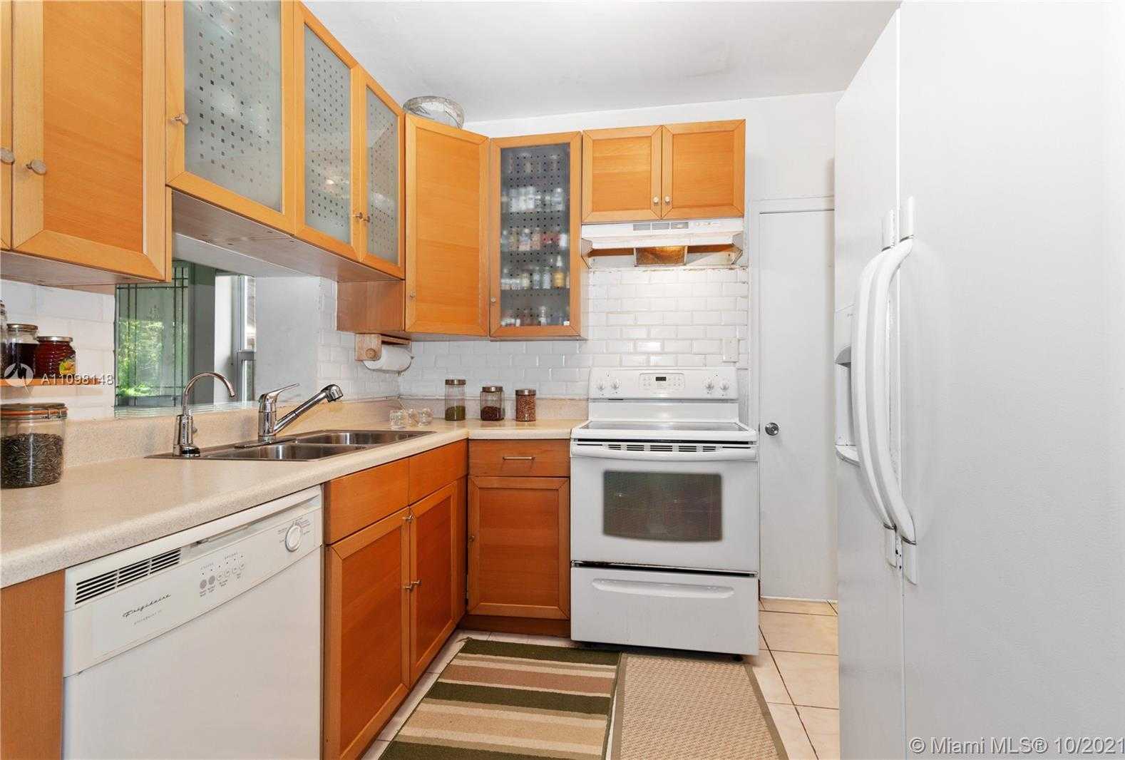 Small Image of 1536 71ST ST, Miami Beach Number 6