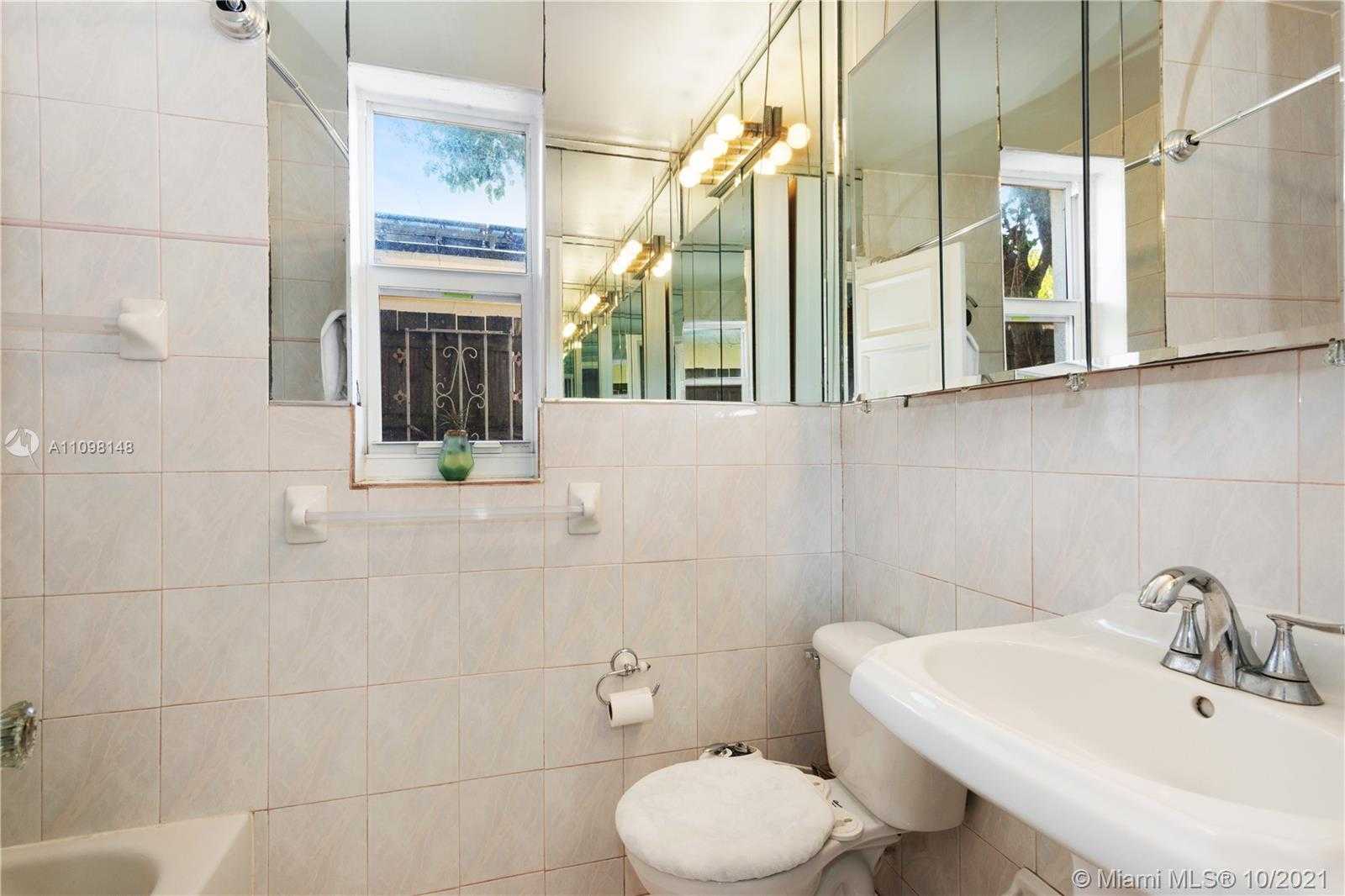 Small Image of 1536 71ST ST, Miami Beach Number 9