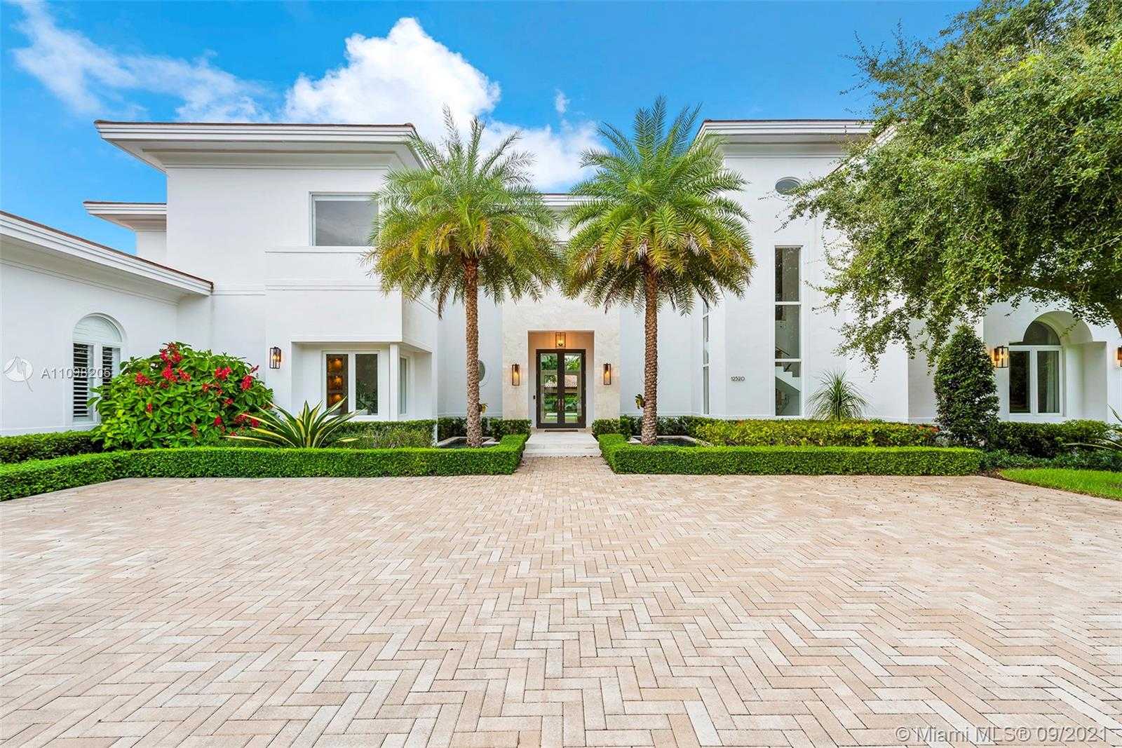 Small Image of 12520 SOUTH WEST 63RD AVE, Pinecrest Number 13