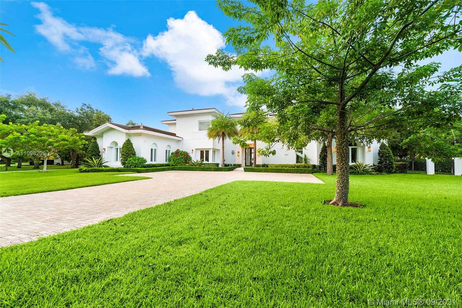 Small Image of 12520 SOUTH WEST 63RD AVE, Pinecrest Number 14