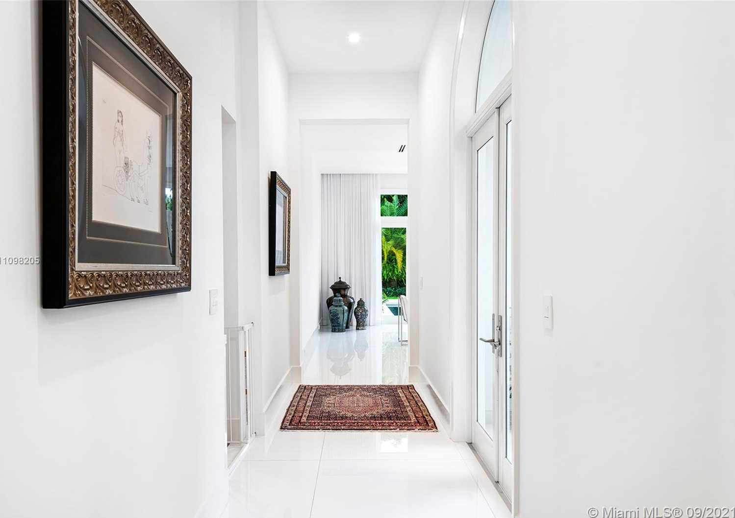 Small Image of 12520 SOUTH WEST 63RD AVE, Pinecrest Number 21