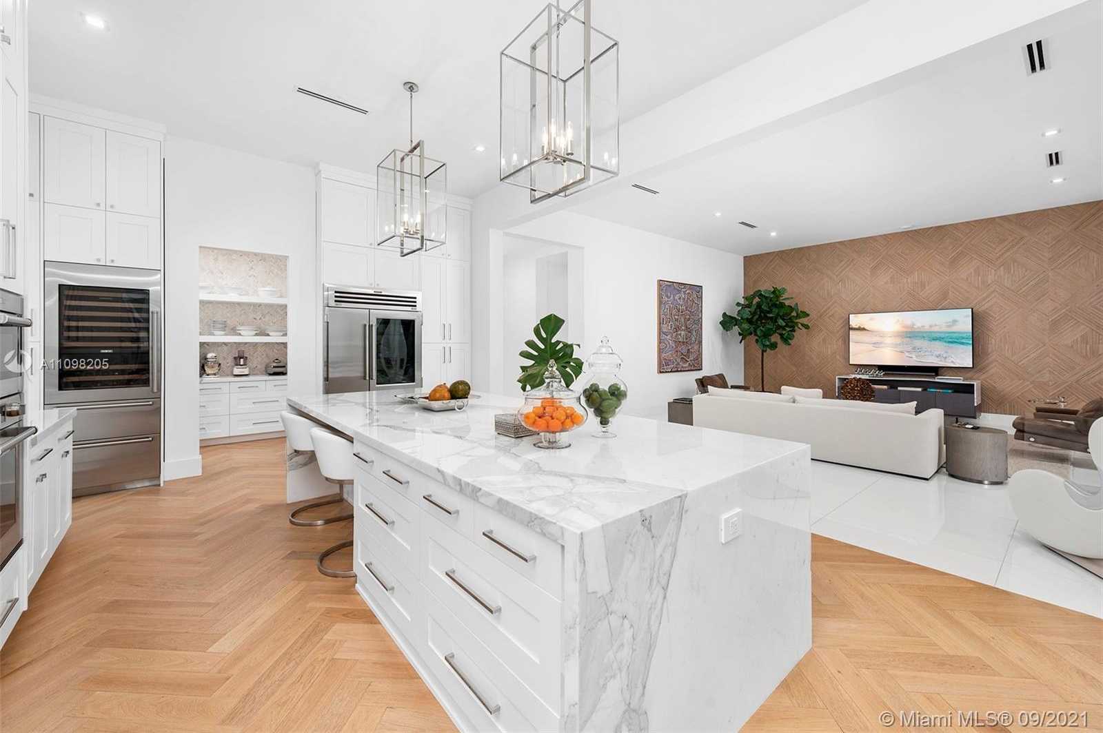 Small Image of 12520 SOUTH WEST 63RD AVE, Pinecrest Number 24