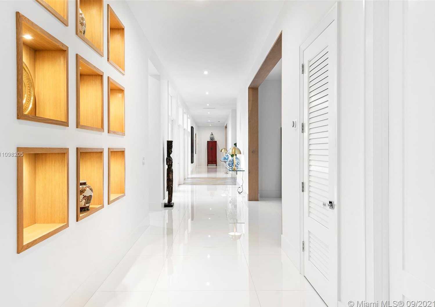 Small Image of 12520 SOUTH WEST 63RD AVE, Pinecrest Number 31
