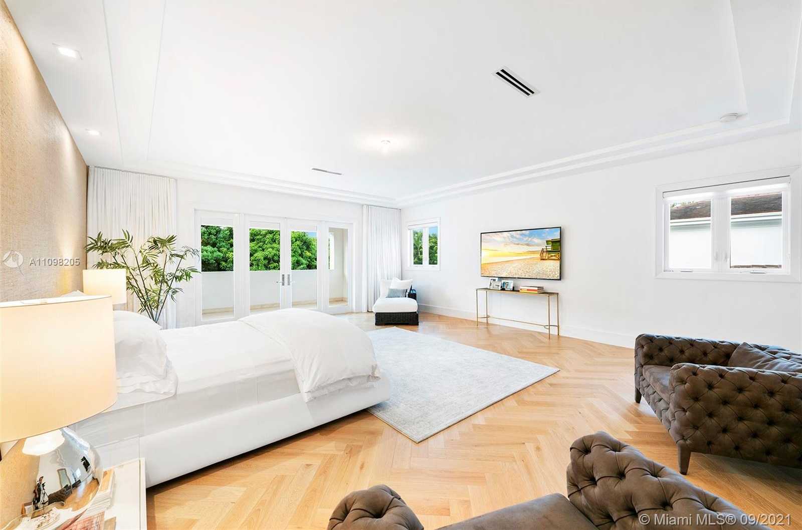 Small Image of 12520 SOUTH WEST 63RD AVE, Pinecrest Number 41