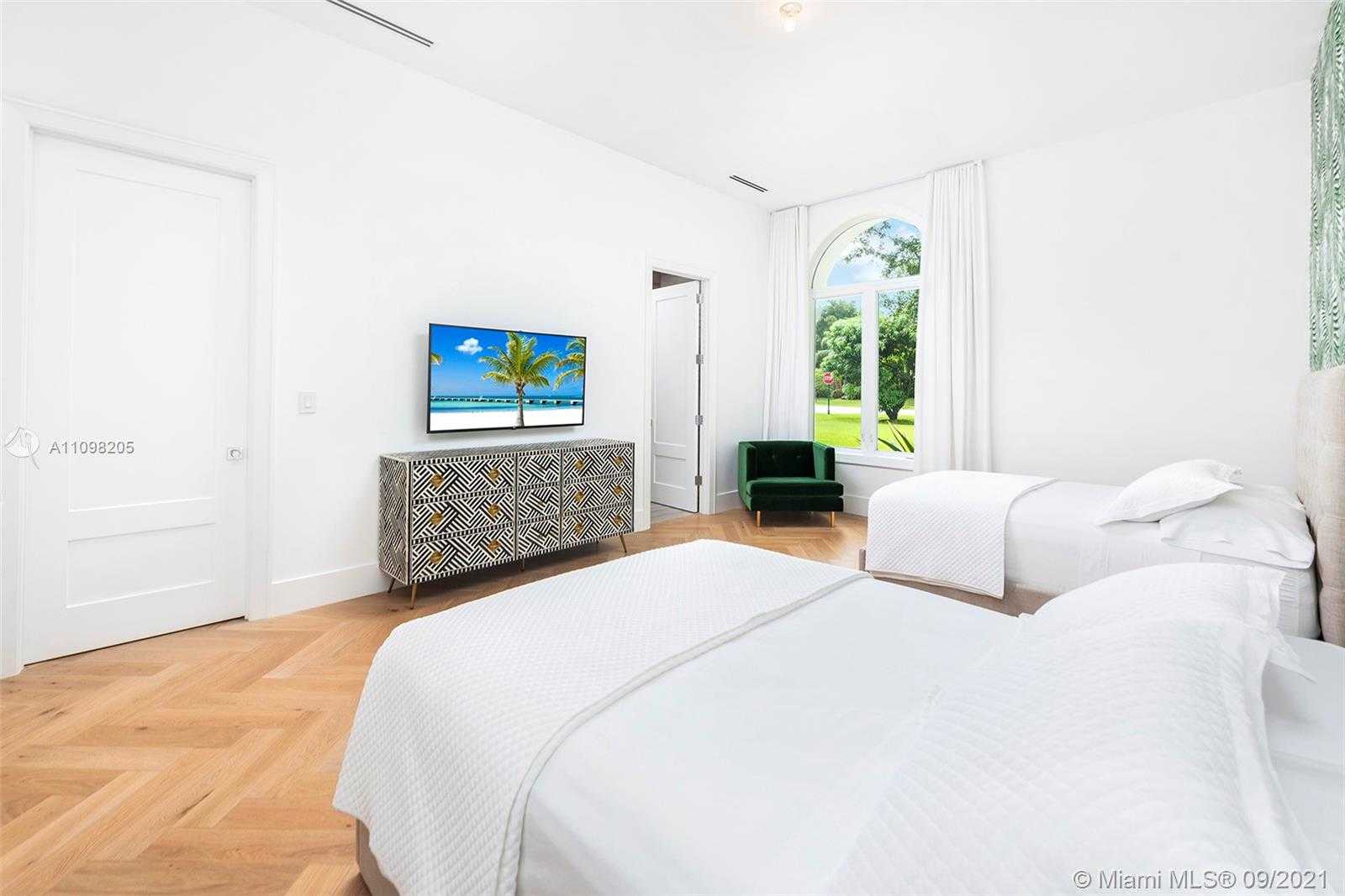 Small Image of 12520 SOUTH WEST 63RD AVE, Pinecrest Number 45