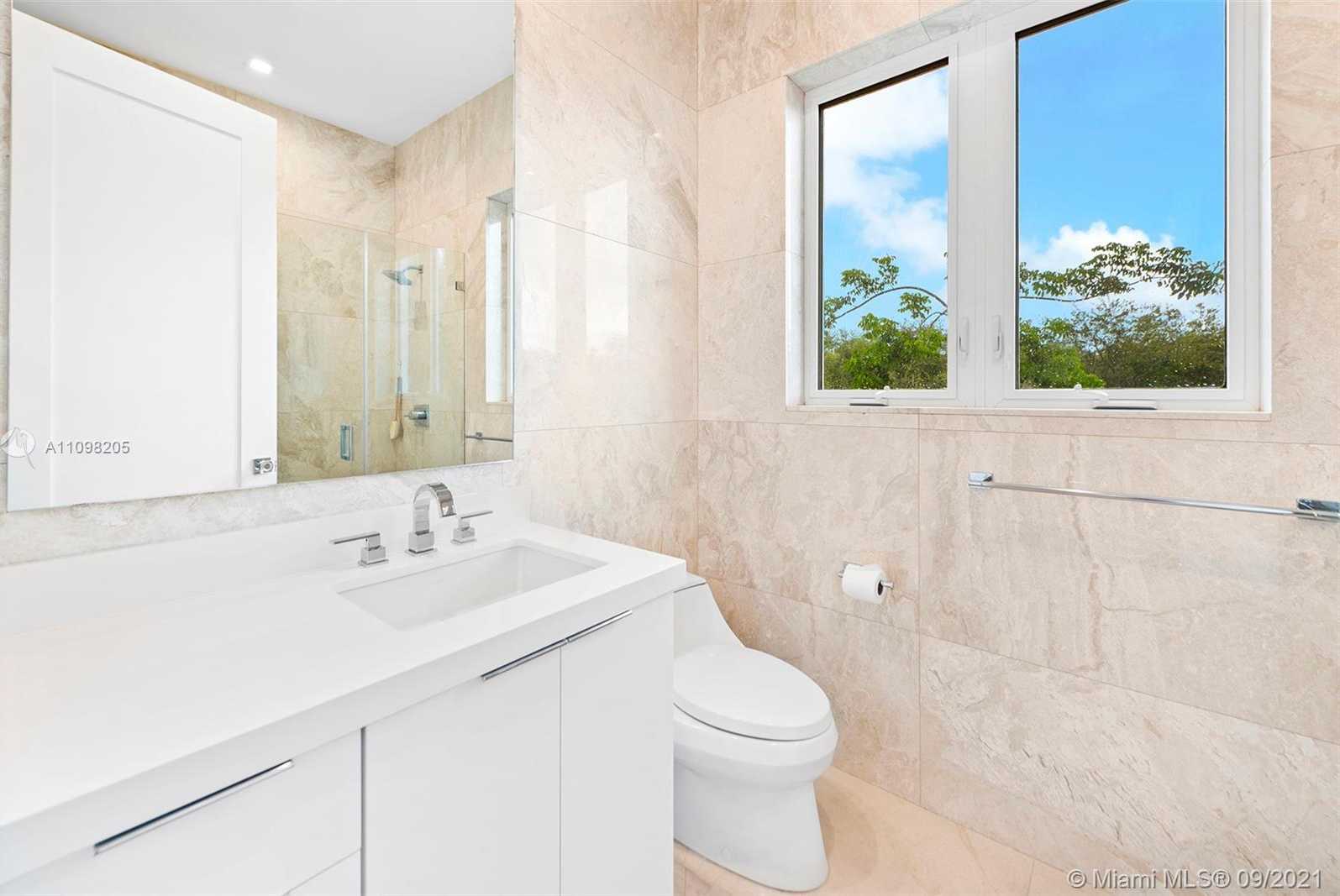 Small Image of 12520 SOUTH WEST 63RD AVE, Pinecrest Number 49
