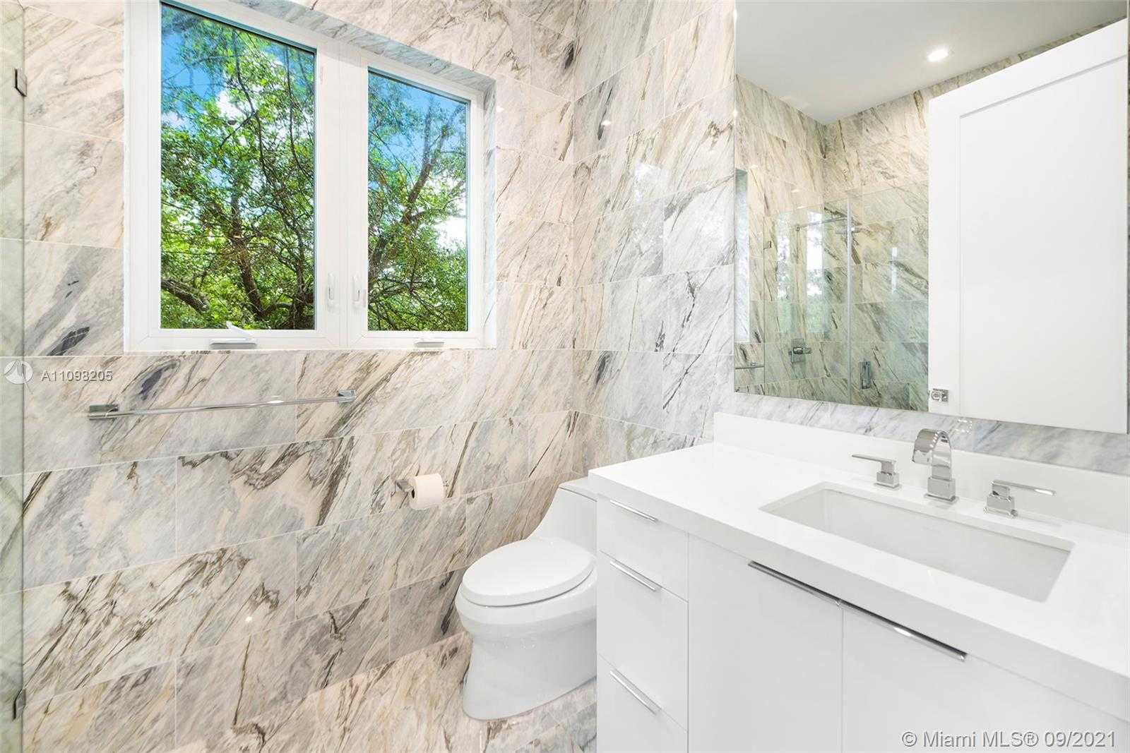 Small Image of 12520 SOUTH WEST 63RD AVE, Pinecrest Number 51