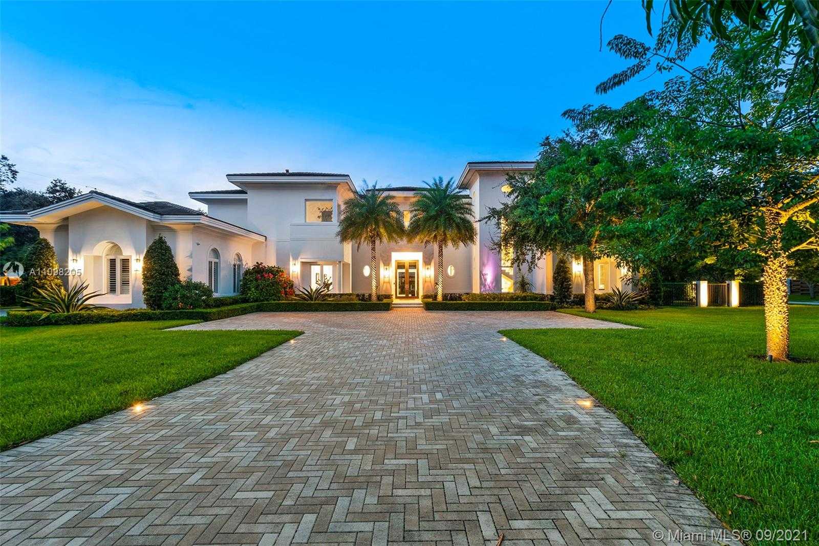Small Image of 12520 SOUTH WEST 63RD AVE, Pinecrest Number 6