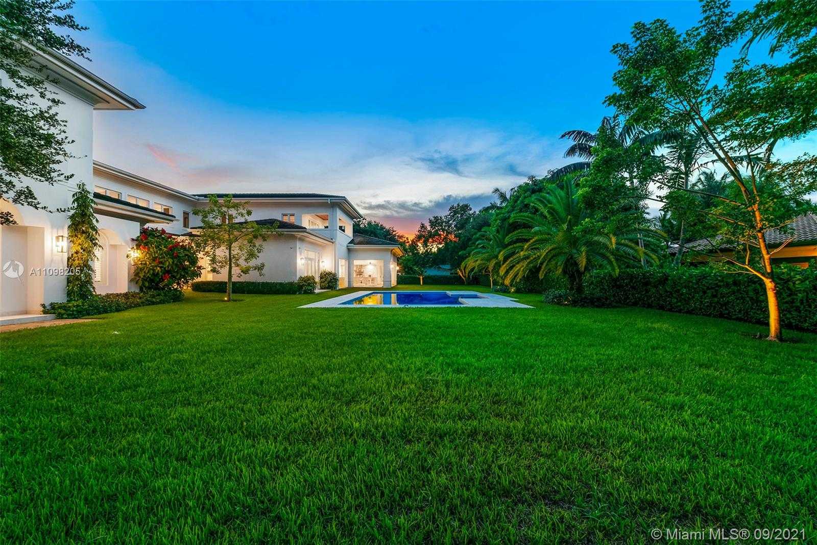 Small Image of 12520 SOUTH WEST 63RD AVE, Pinecrest Number 73