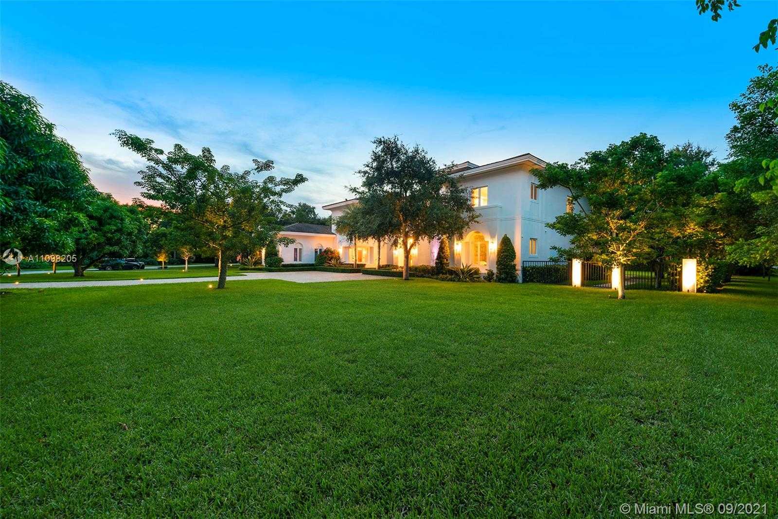 Small Image of 12520 SOUTH WEST 63RD AVE, Pinecrest Number 9