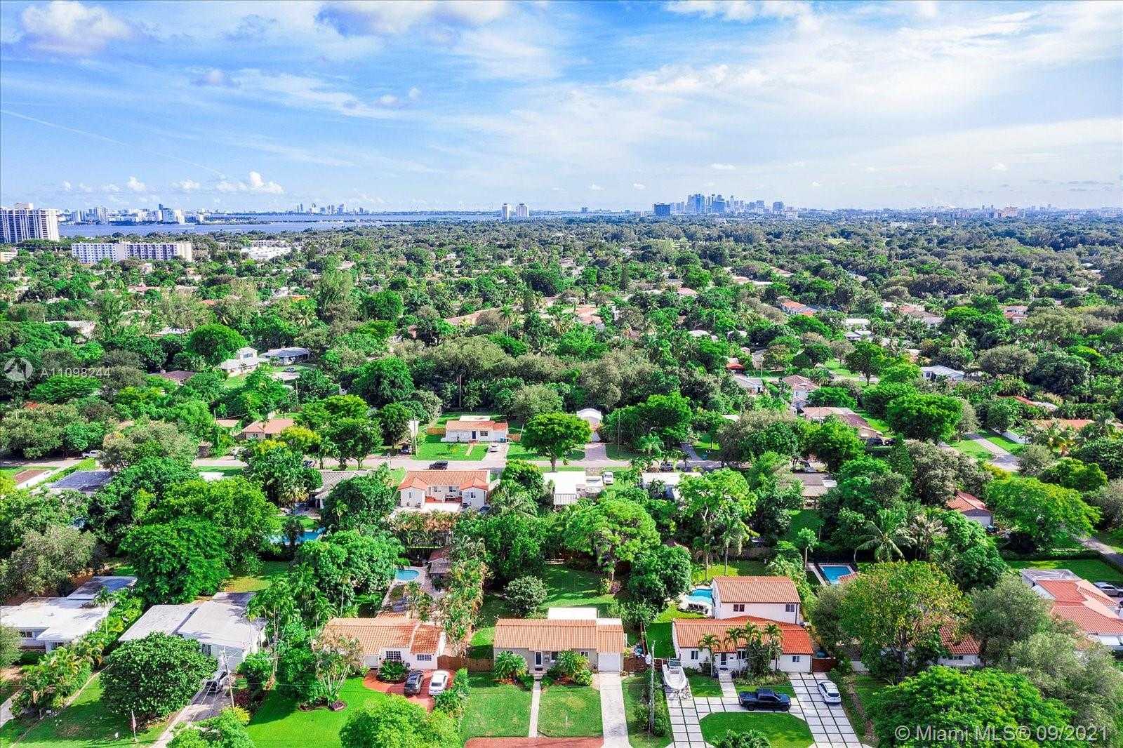 Small Image of 1006 NORTH EAST 116TH ST, Biscayne Park Number 16
