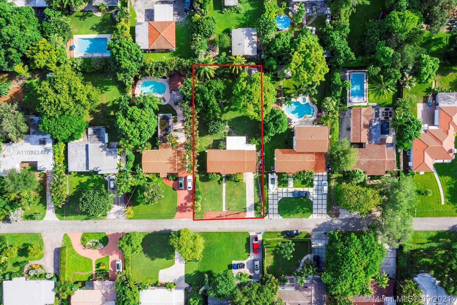 Small Image of 1006 NORTH EAST 116TH ST, Biscayne Park Number 23