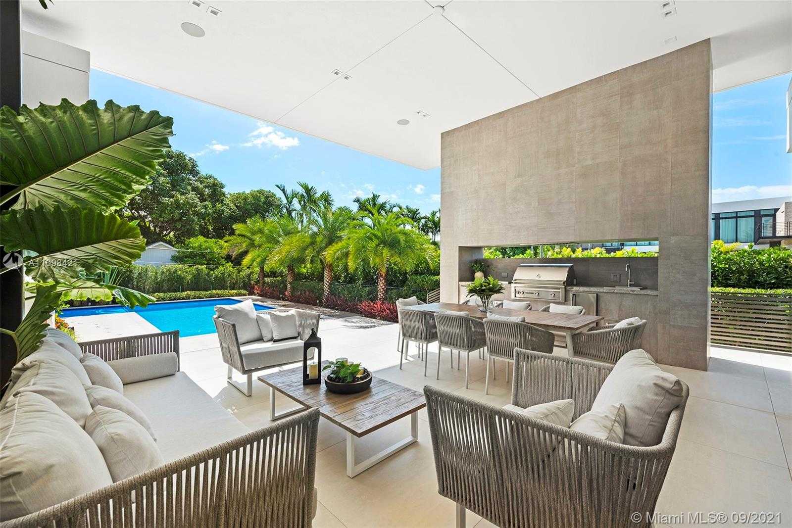 Small Image of 3175 PRAIRIE AVE, Miami Beach Number 15
