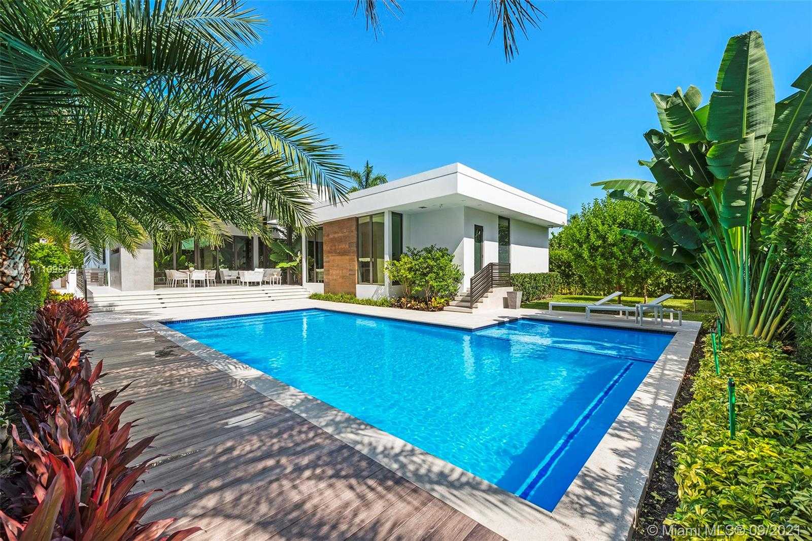 Small Image of 3175 PRAIRIE AVE, Miami Beach Number 17