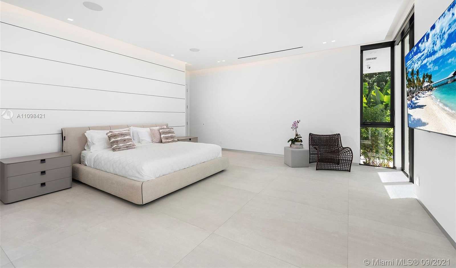 Small Image of 3175 PRAIRIE AVE, Miami Beach Number 19