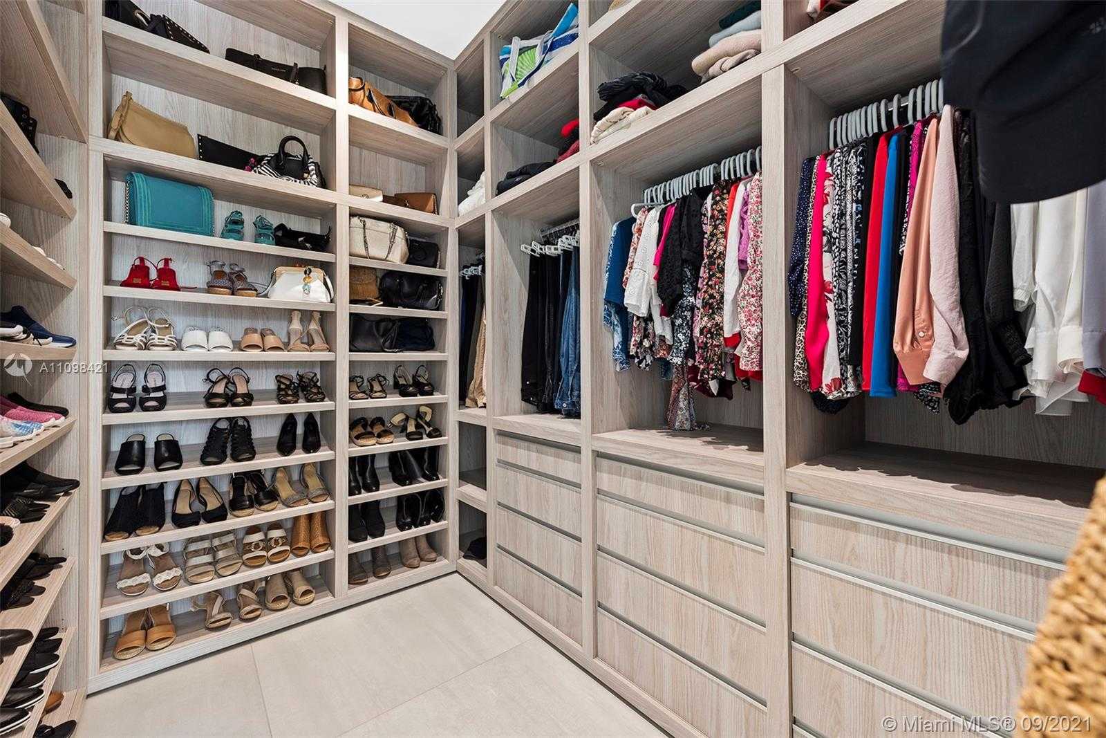 Small Image of 3175 PRAIRIE AVE, Miami Beach Number 21