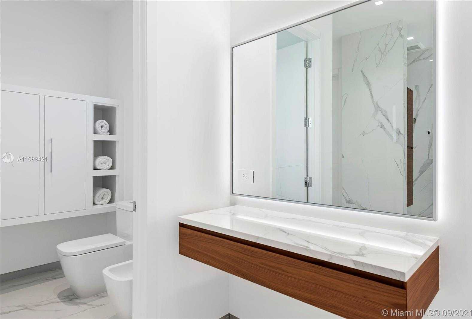 Small Image of 3175 PRAIRIE AVE, Miami Beach Number 26