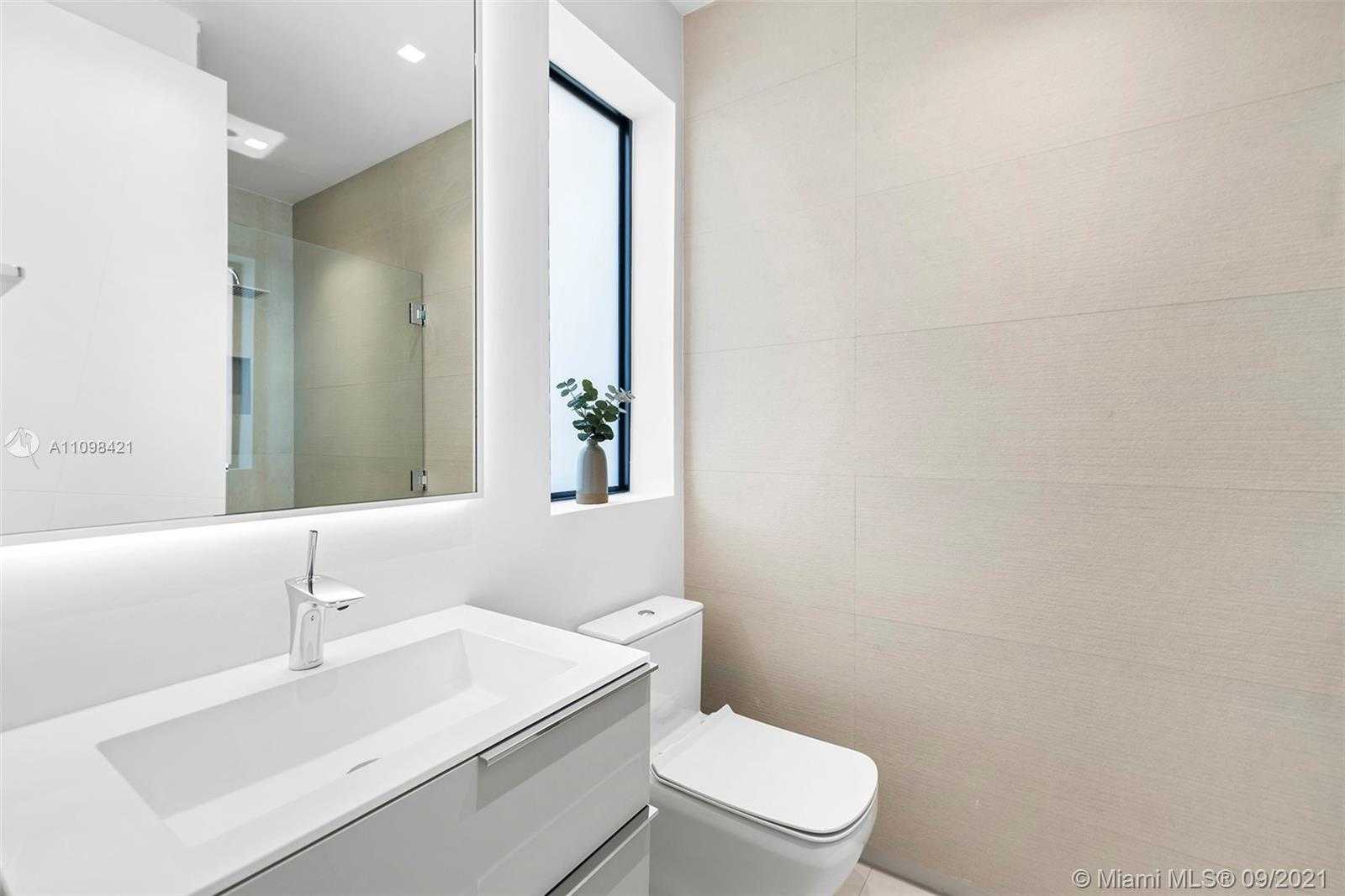 Small Image of 3175 PRAIRIE AVE, Miami Beach Number 35