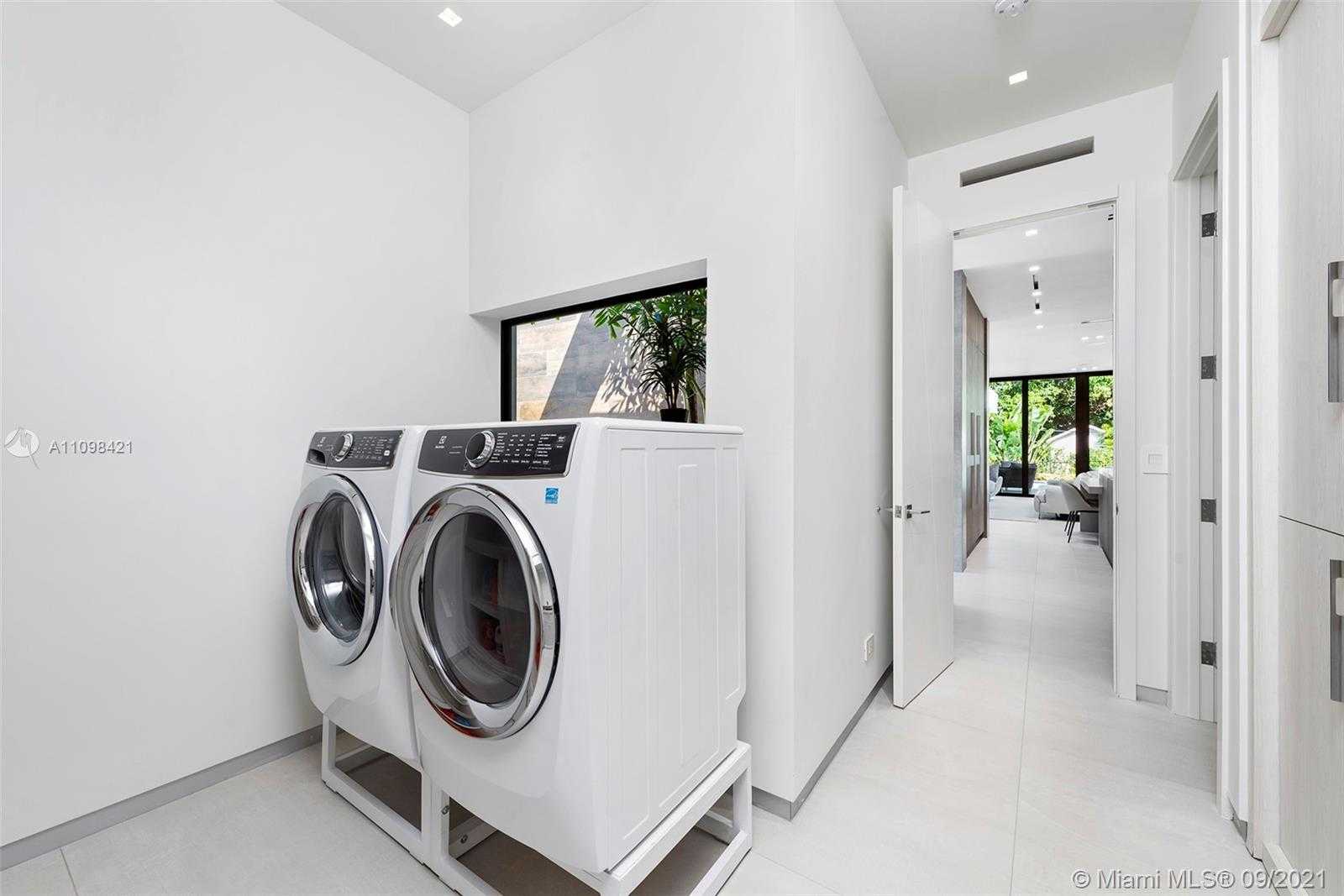 Small Image of 3175 PRAIRIE AVE, Miami Beach Number 37
