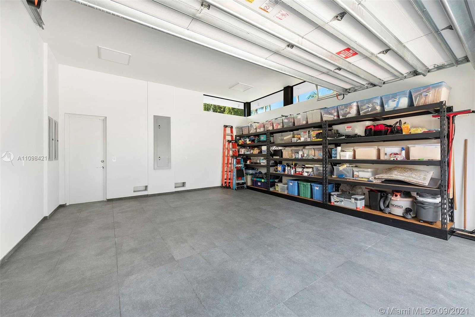 Small Image of 3175 PRAIRIE AVE, Miami Beach Number 38