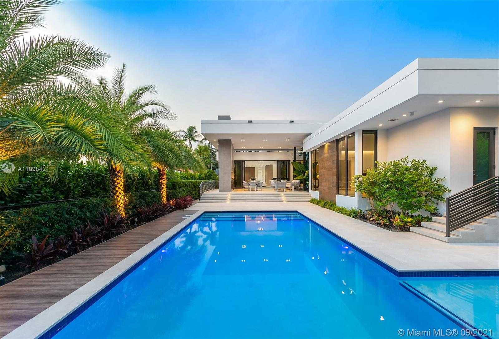 Small Image of 3175 PRAIRIE AVE, Miami Beach Number 41