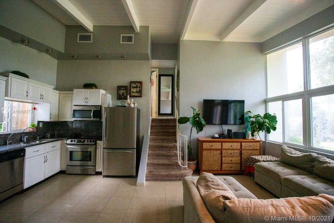 Small Image of 2418 FLAMINGO LN, Fort Lauderdale Number 14