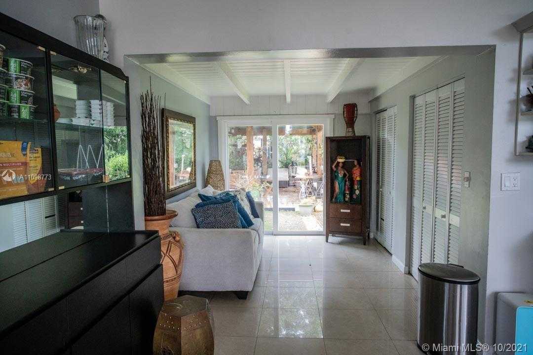 Small Image of 2418 FLAMINGO LN, Fort Lauderdale Number 19