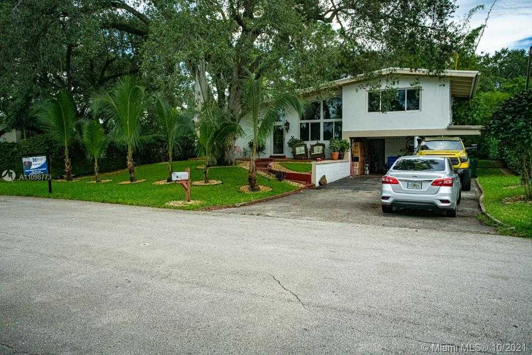 Small Image of 2418 FLAMINGO LN, Fort Lauderdale Number 2