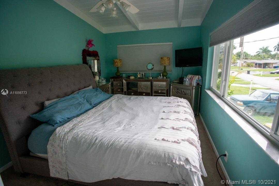 Small Image of 2418 FLAMINGO LN, Fort Lauderdale Number 27