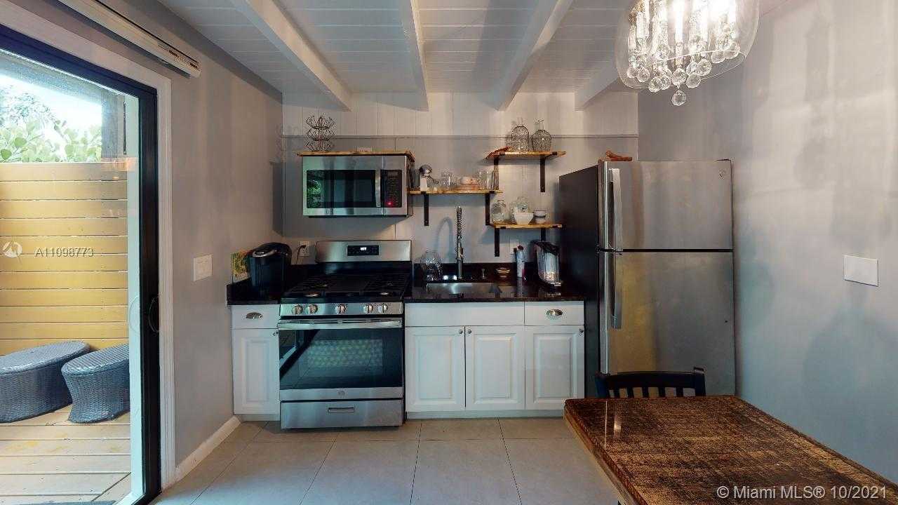 Small Image of 2418 FLAMINGO LN, Fort Lauderdale Number 34