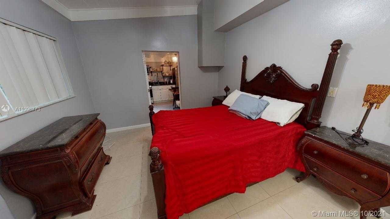 Small Image of 2418 FLAMINGO LN, Fort Lauderdale Number 39