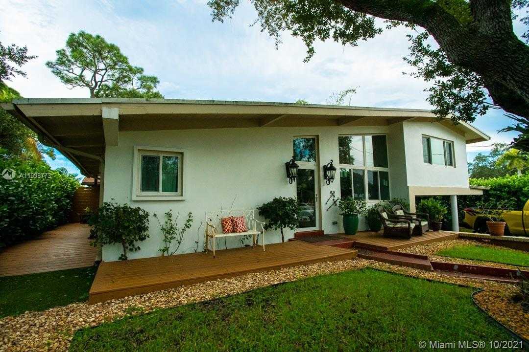 Small Image of 2418 FLAMINGO LN, Fort Lauderdale Number 4
