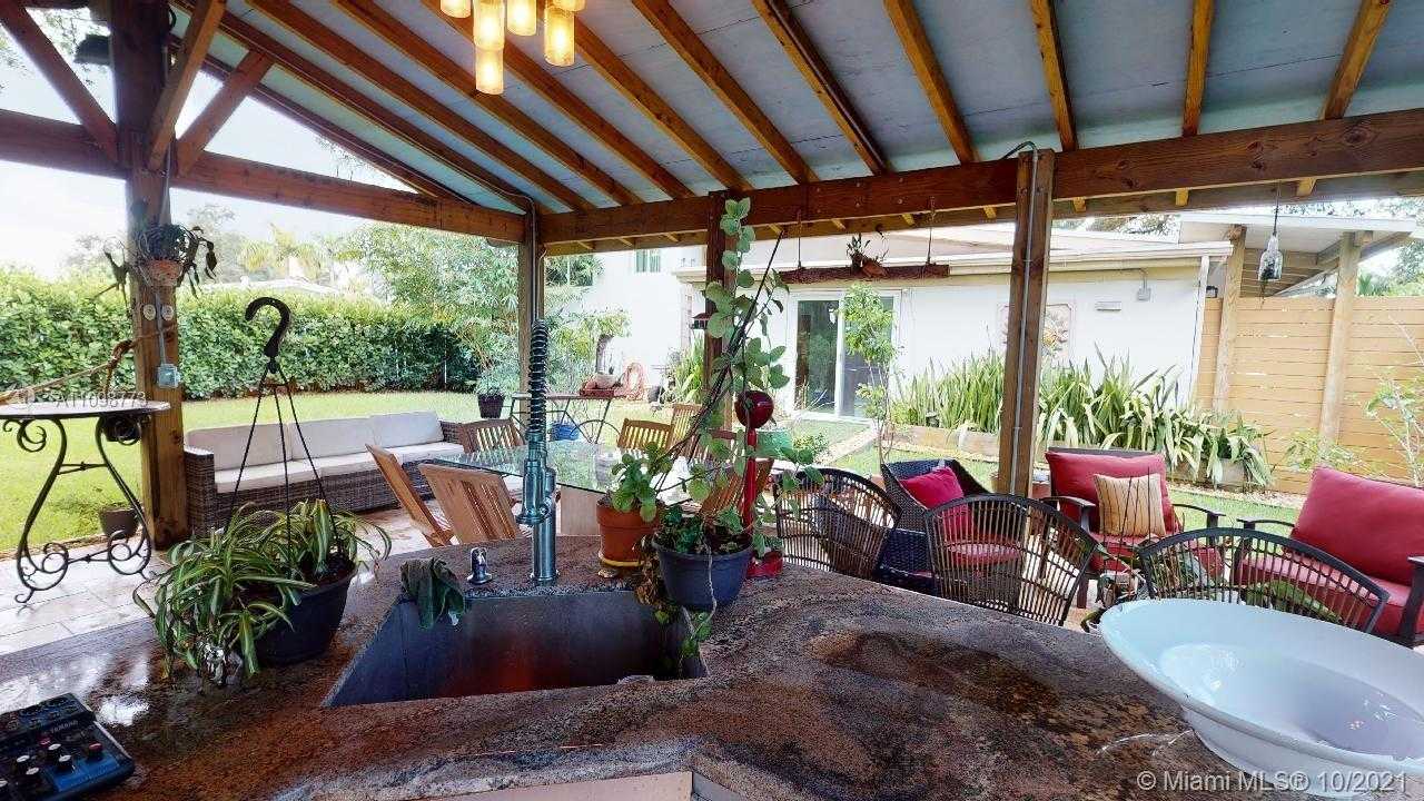 Small Image of 2418 FLAMINGO LN, Fort Lauderdale Number 48