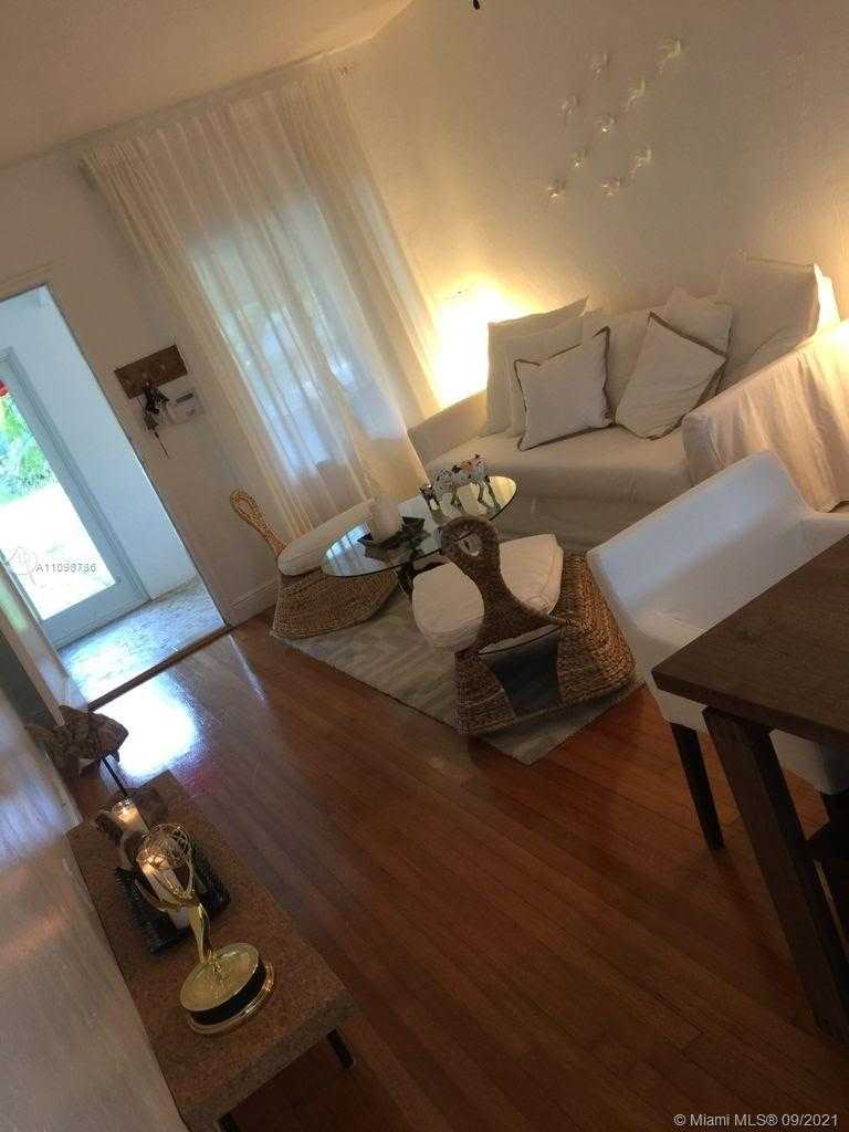 Small Image of 4260 SOUTH WEST 11TH ST, Miami Number 7