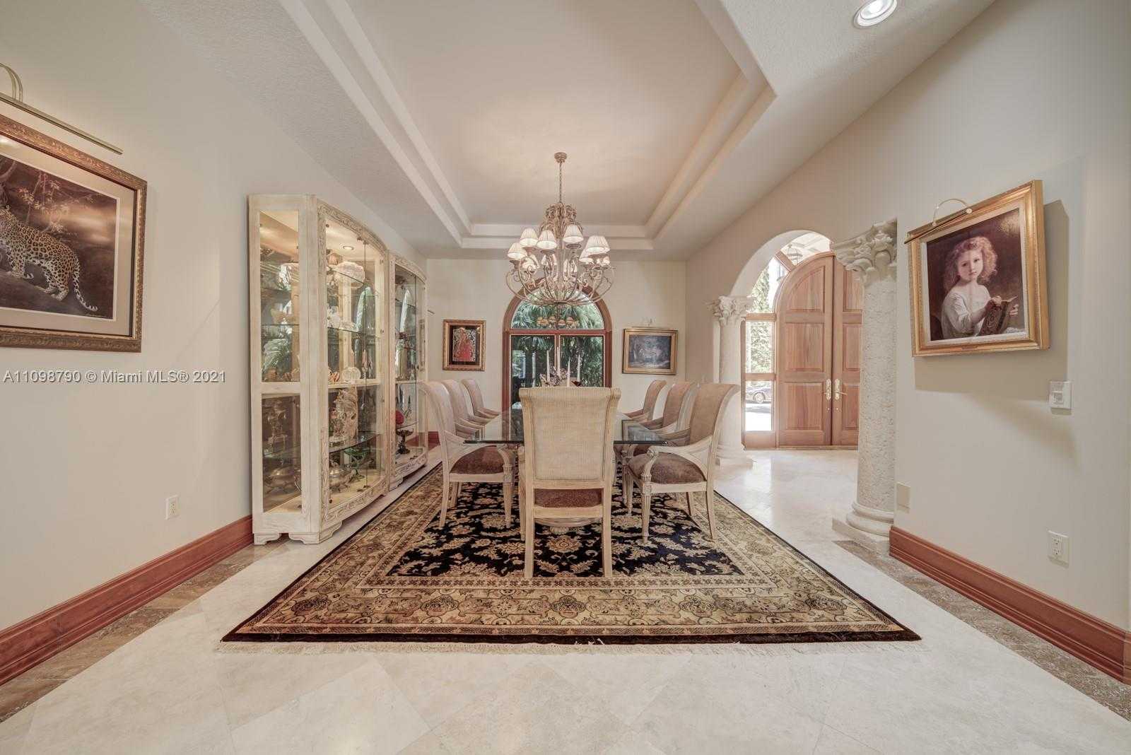 Small Image of 511 San Marco Dr, Fort Lauderdale, FL 33301, USA Number 25