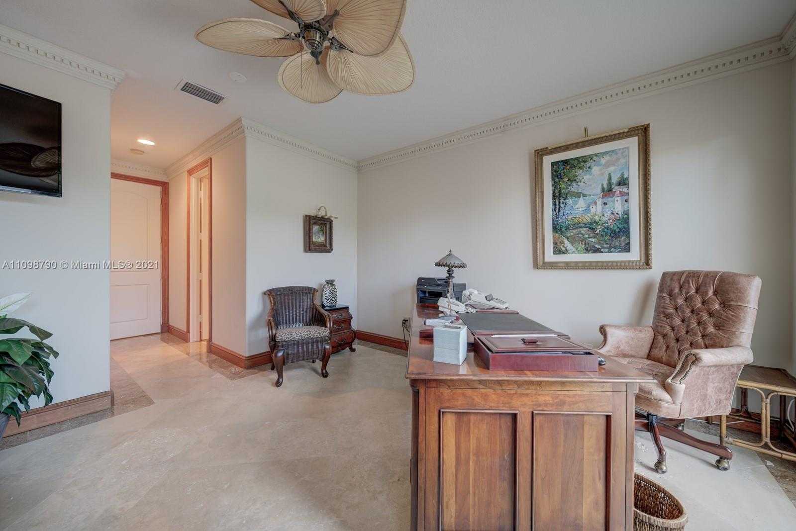 Small Image of 511 San Marco Dr, Fort Lauderdale, FL 33301, USA Number 47