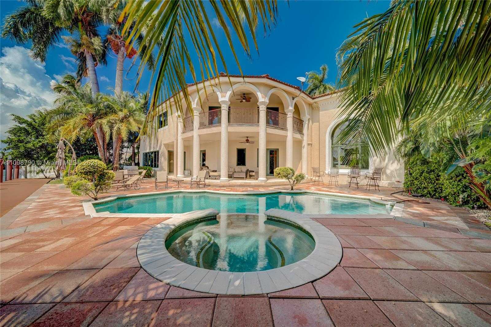 Small Image of 511 San Marco Dr, Fort Lauderdale, FL 33301, USA Number 9