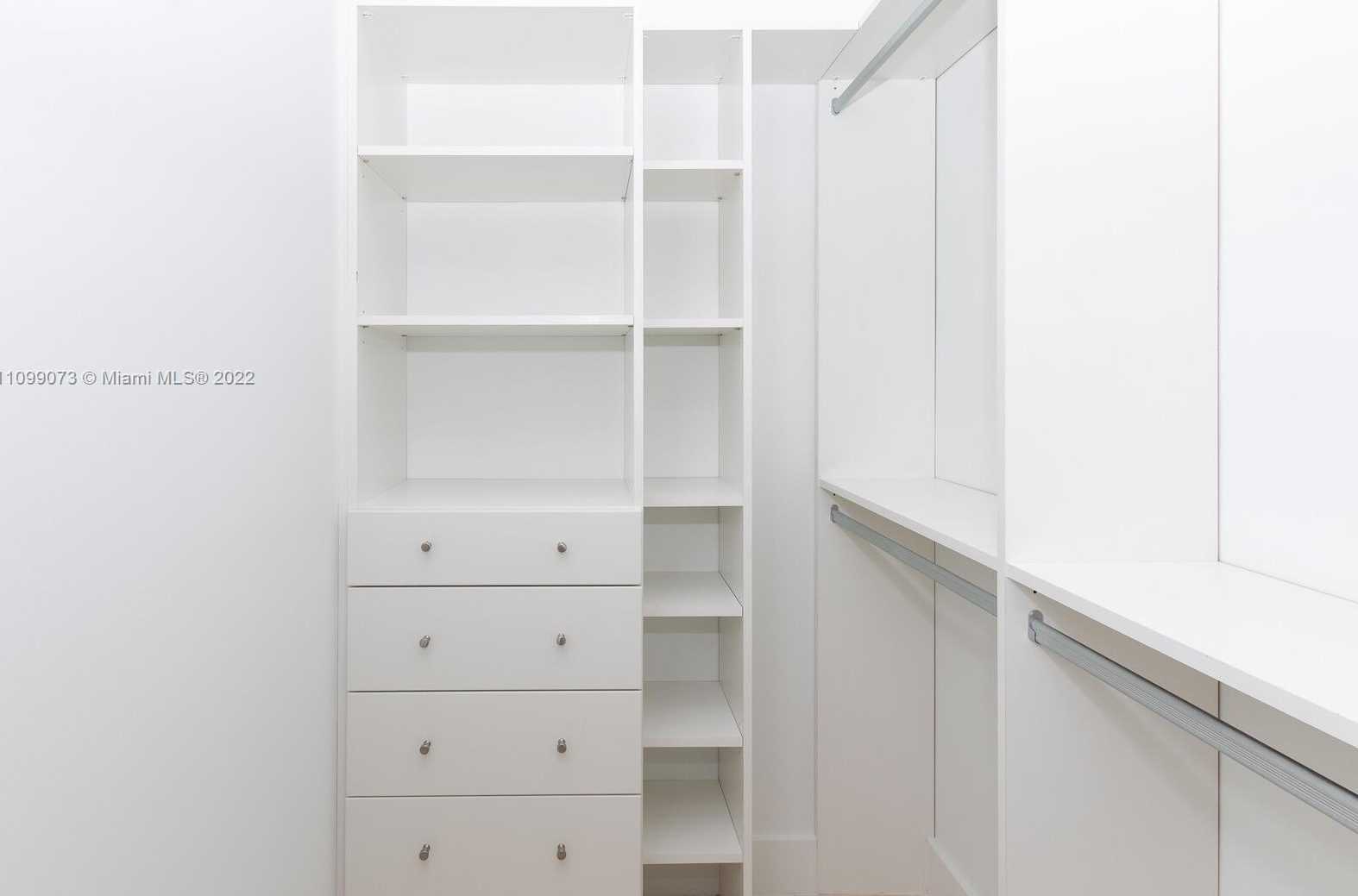 Small Image of 710 SOUTH SHORE DR, Miami Beach Number 35